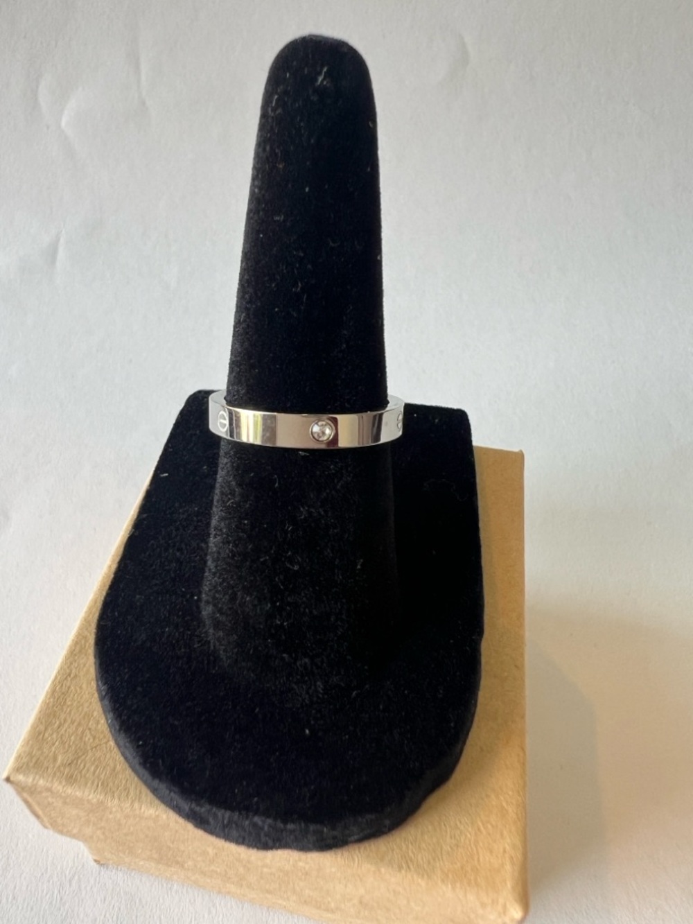 Classic Silver-Tone Crystal Accent Women's Band Size 6